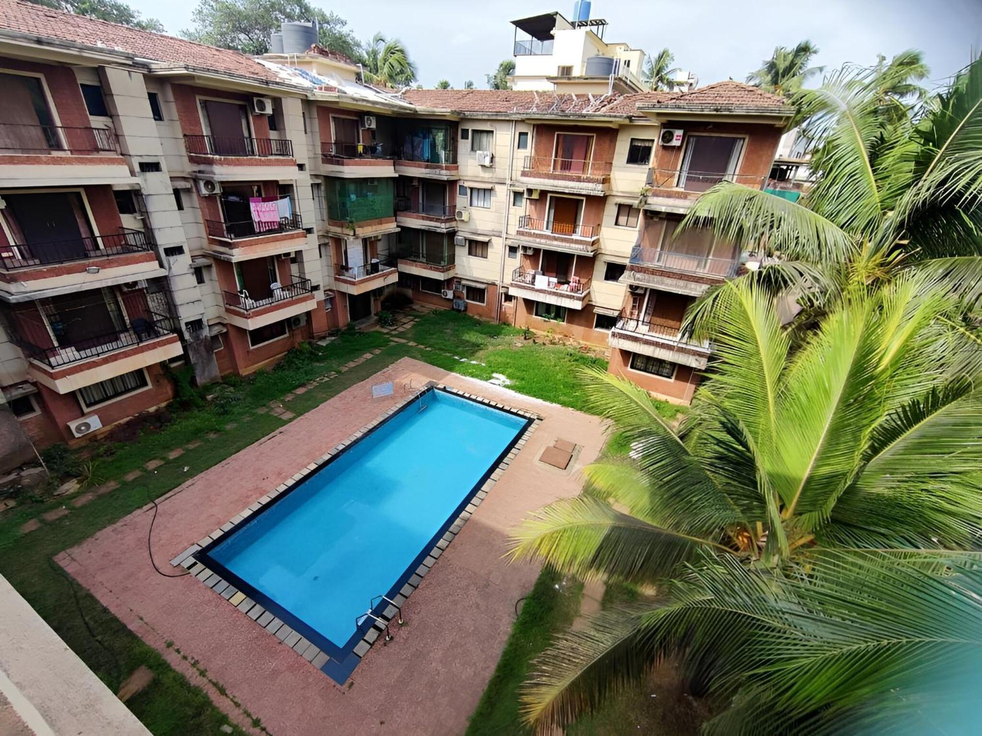 Ronne'S 2Bhk Lagoon Apartment -קלנגוטה מראה חיצוני תמונה